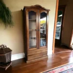 Biblioteca de Madera de Eucalipto Maciza